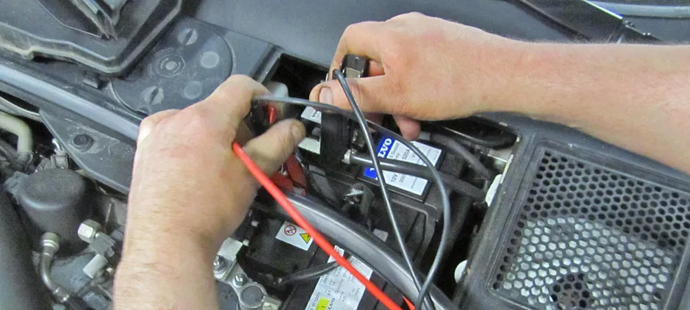 Servicearbete i motorrum